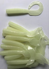Load image into Gallery viewer, 8" CURL TAIL GRUB,STRIPED BASS,BLUES,COD,FLUKE,PIKE, MUSKY, GLOW (15)